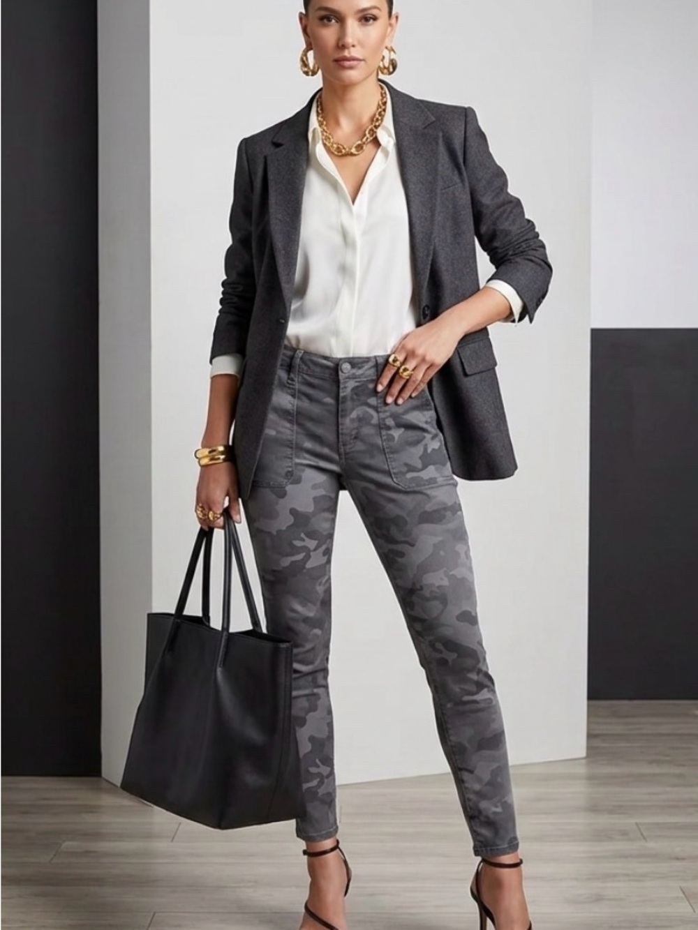 Seven7 Gray Skinny Jeans